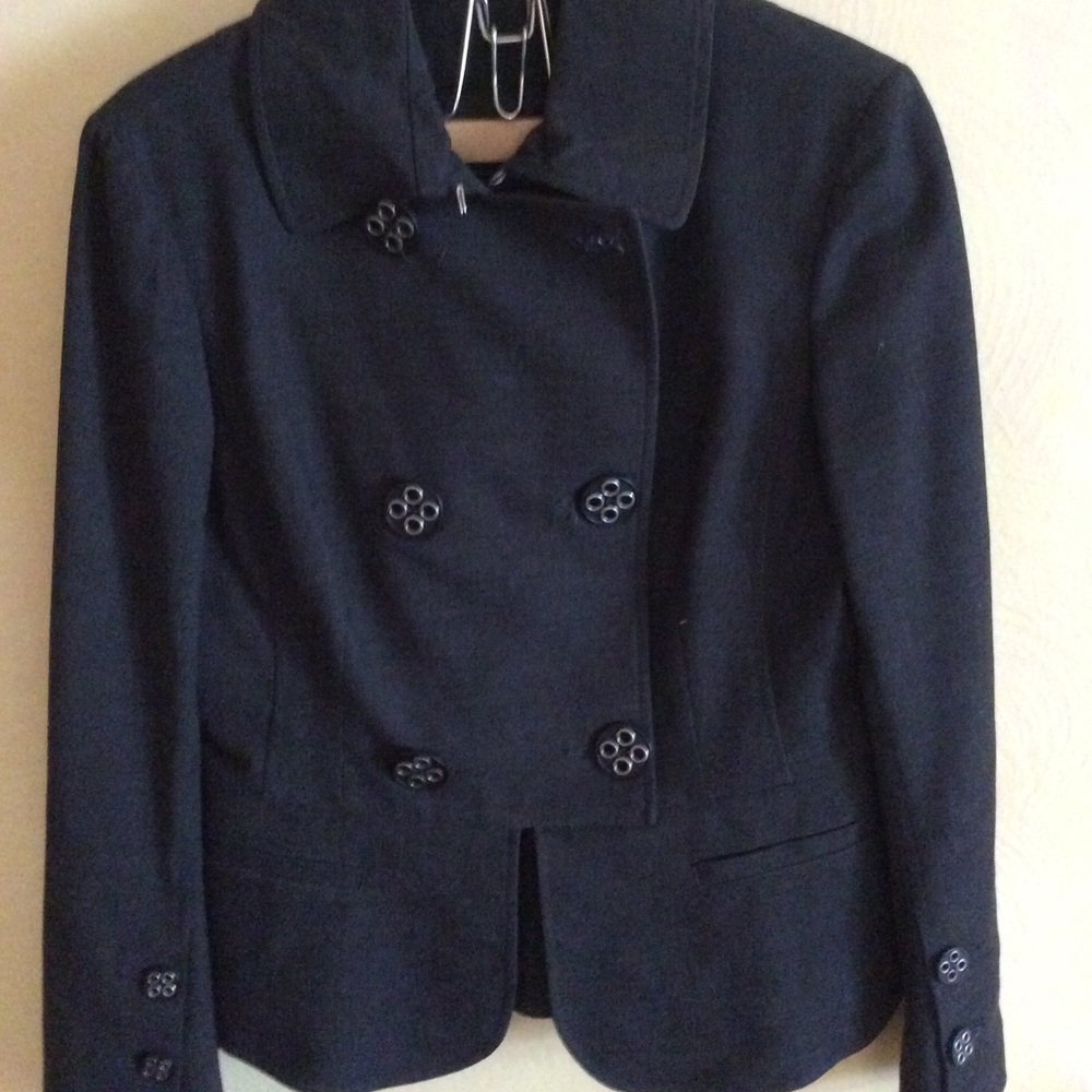 Super chic suit jacket + matching skirt